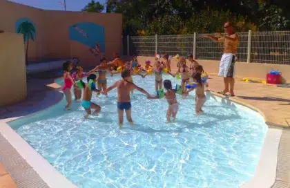 Accueil 12 enfant piscine