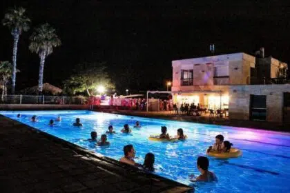 piscine nocturne